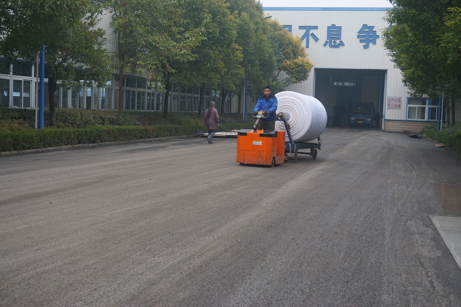 南通新建特闊印染漂整有限公司用5T電動(dòng)牽引車(chē)_調整大小