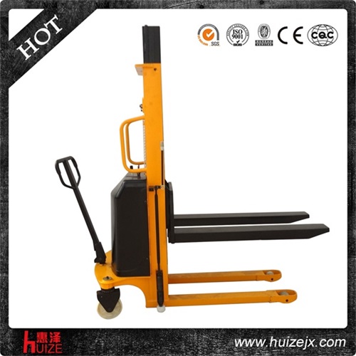 標準型半電動(dòng)堆高車(chē)